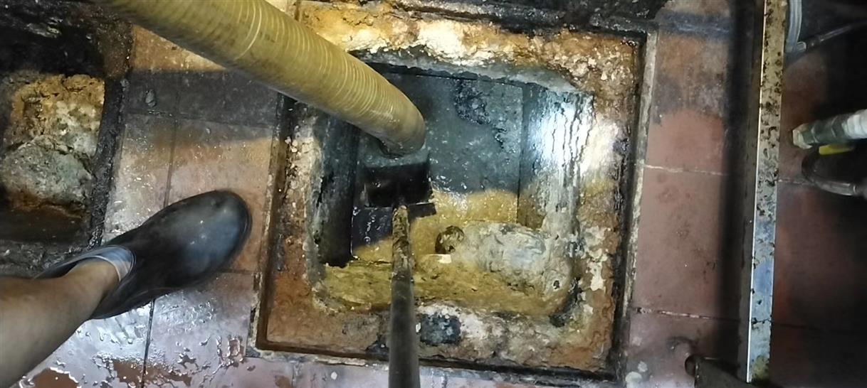 昌吉污水池清理一般都有毒气，怎么预防中毒呢？